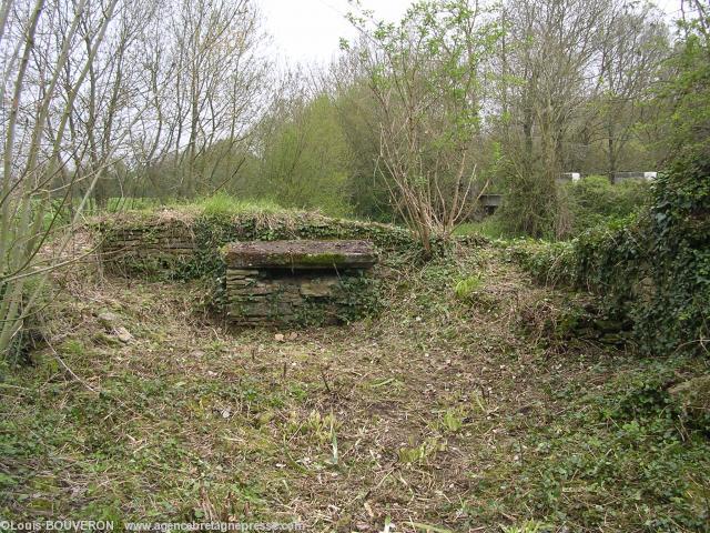La chapelle de Bessac (XIe-XVIIe) : dernier vestige de la motte féodale du même nom à Campbon. La chapelle de Bessac (XIe-XVIIe) : dernier vestige de la motte féodale du même nom à Campbon.
