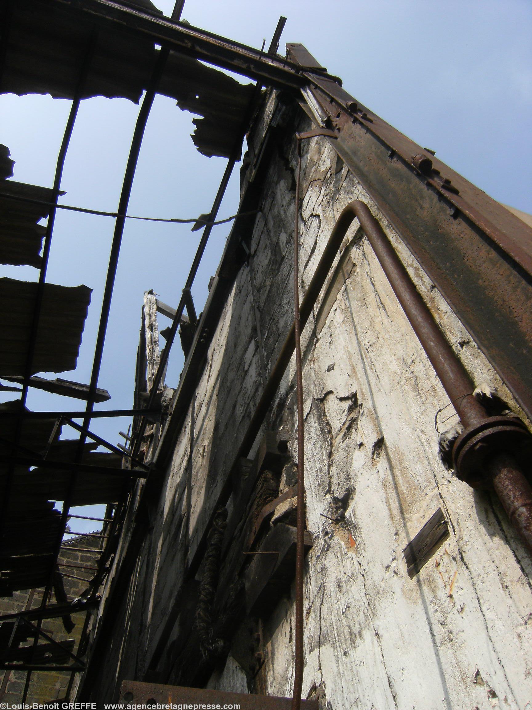 Contre toute attente ce n\'est pas une friche... Chantenay ex-site DUBIGEON. Contre toute attente ce n\'est pas une friche... Chantenay ex-site DUBIGEON.