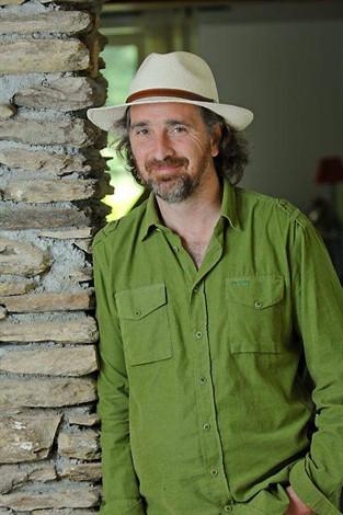 Alan Simon. Photo de presse.