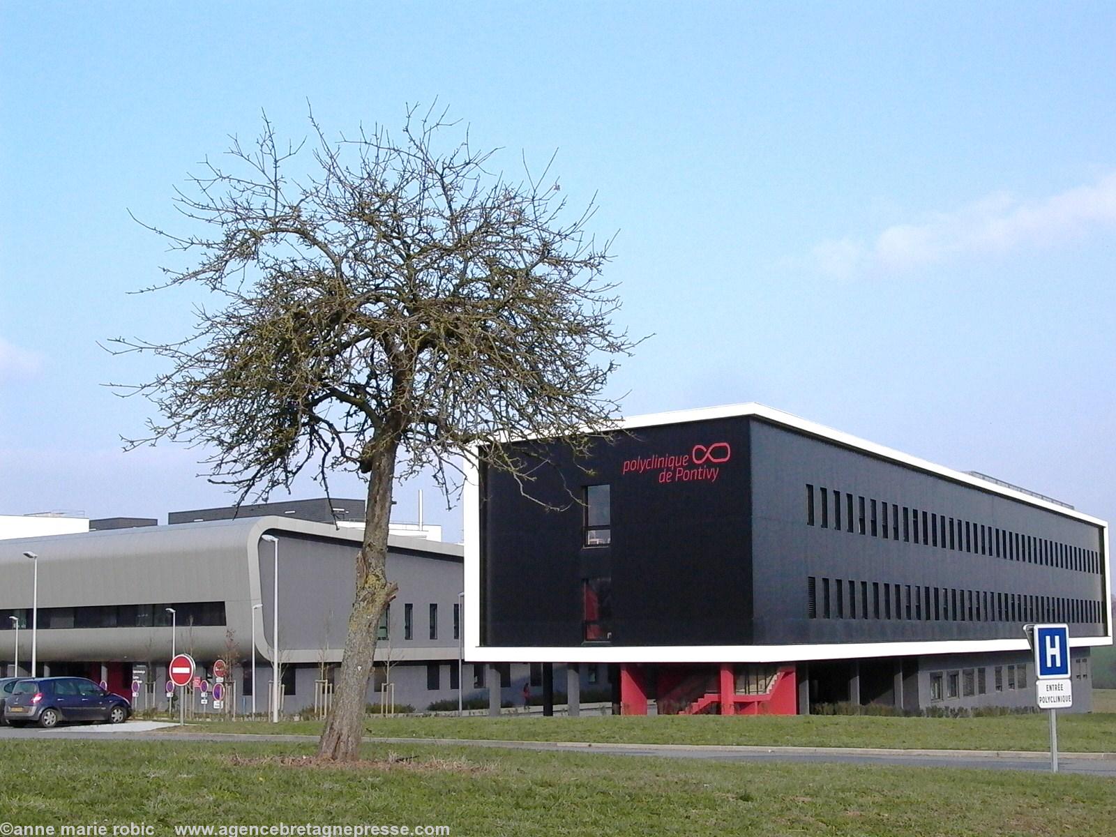 la polyclinique reliée à l\'hôpital