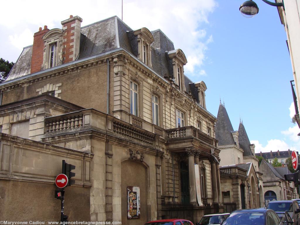 Ty Keltiek rue Harrouys à Nantes. Revenons à l’extérieur. Ty Keltiek rue Harrouys à Nantes. Revenons à l’extérieur.