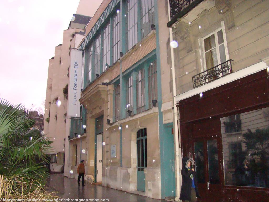 L\'entrée de l\'Espace Fondation EDF à Paris. L\'entrée de l\'Espace Fondation EDF à Paris.