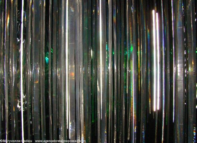 <i><b>Profondeur de lames</b>. Installation/Captation. <b>Les prairies de la mer</b>. Océanopolis. Brest. Finistère.</i> <i><b>Profondeur de lames</b>. Installation/Captation. <b>Les prairies de la mer</b>. Océanopolis. Brest. Finistère.</i>