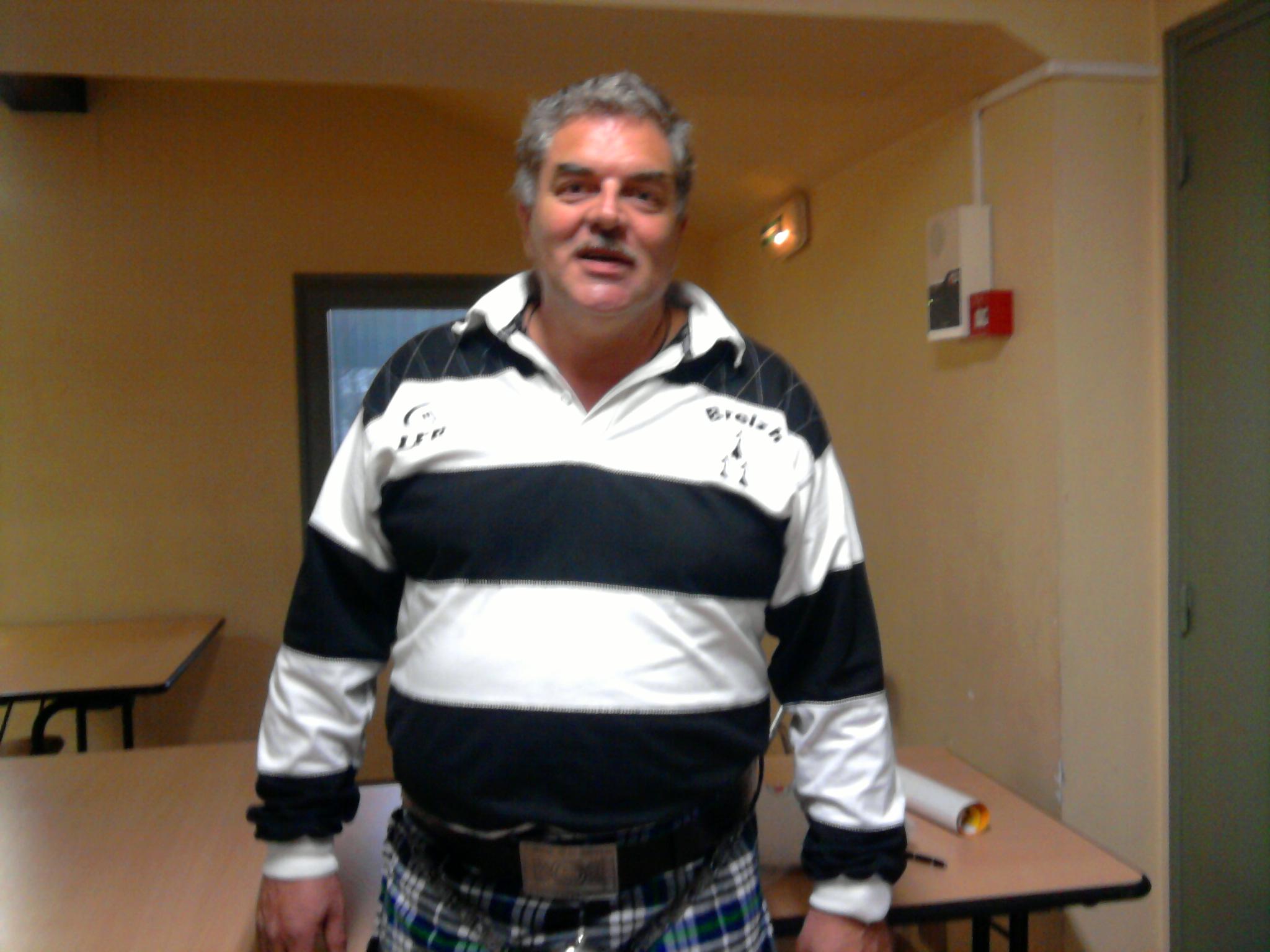 Patrick paimpontais adepte du kilt Patrick paimpontais adepte du kilt