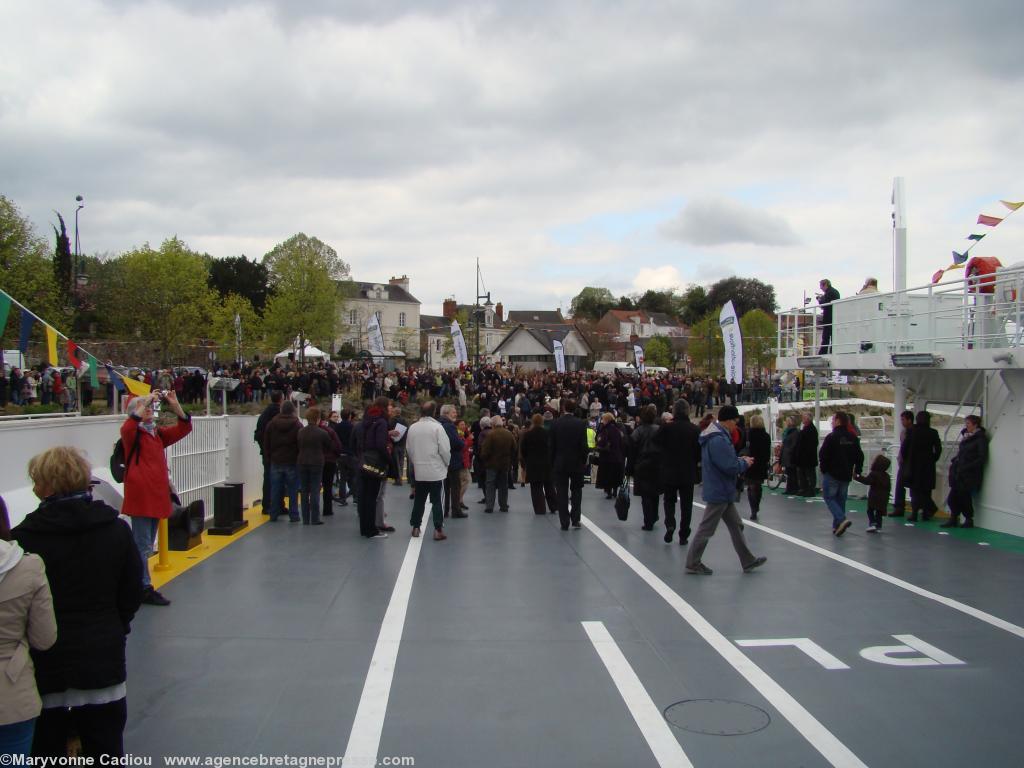Débarquement au Pellerin. La première traversée fut sans voitures. Débarquement au Pellerin. La première traversée fut sans voitures.