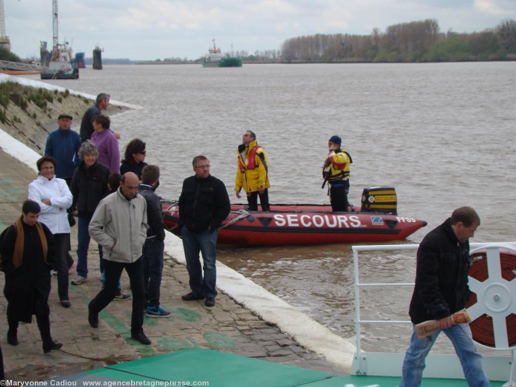 Vu la concentration de public prévue la sécurité était en rapport. Vu la concentration de public prévue la sécurité était en rapport.