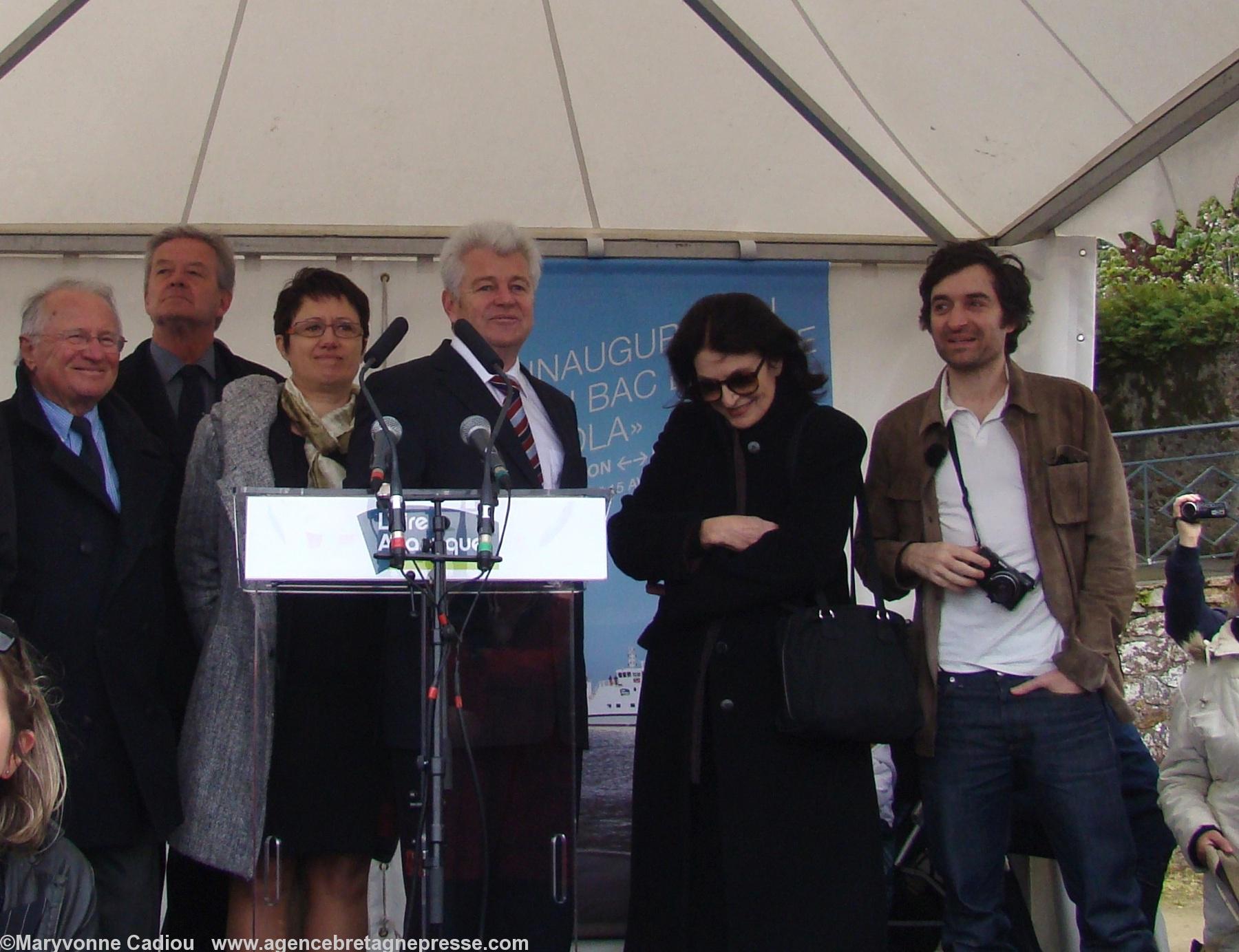 Émotion à l’écoute d’un extrait du film <i>Lola</i> (vidéo 3). Émotion à l’écoute d’un extrait du film <i>Lola</i> (vidéo 3).