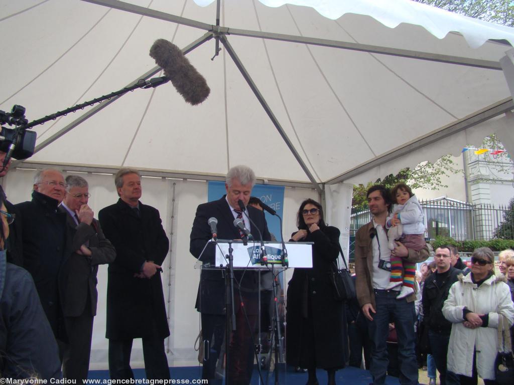 Philippe Grosvalet prend la parole. Philippe Grosvalet prend la parole.