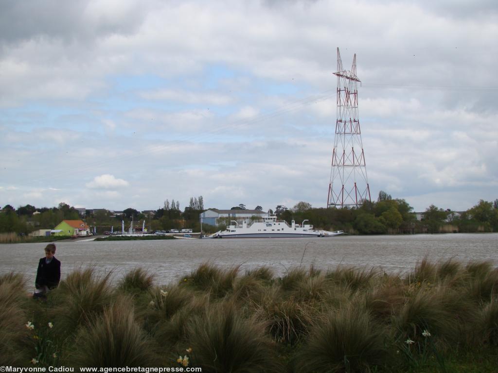 À l'embarcadère de Couëron le restaurant-bar <i>Le Paradis</i> affichait complet pour le déjeuner. À l'embarcadère de Couëron le restaurant-bar <i>Le Paradis</i> affichait complet pour le déjeuner.