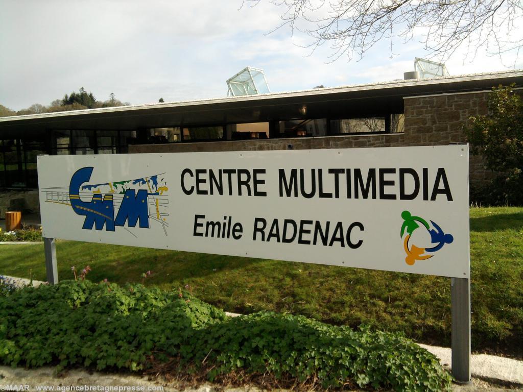 Centre multimédia Emile Radenac