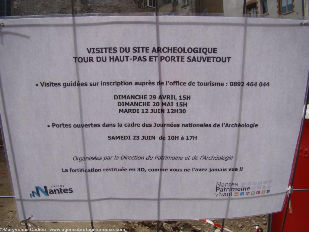 Nantes. Site archéologique tour du Haut-Pas et porte Sauvetout. Les informations se trouvent partout même sur la grille du site ! Nantes. Site archéologique tour du Haut-Pas et porte Sauvetout. Les informations se trouvent partout même sur la grille du site !