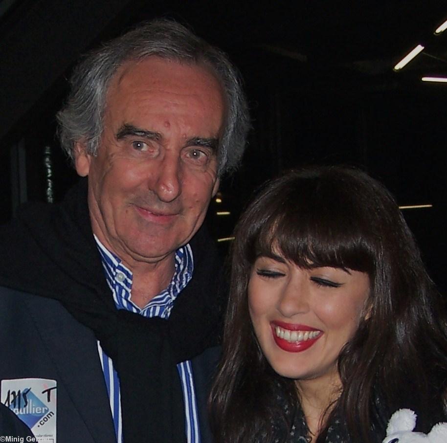 En backstage avec Patrick Mahé fidèle
soutien de toujours quand il dirigeait
Télé 7 jours et
artisan de sa venue à Vannes En backstage avec Patrick Mahé fidèle
soutien de toujours quand il dirigeait
Télé 7 jours et
artisan de sa venue à Vannes