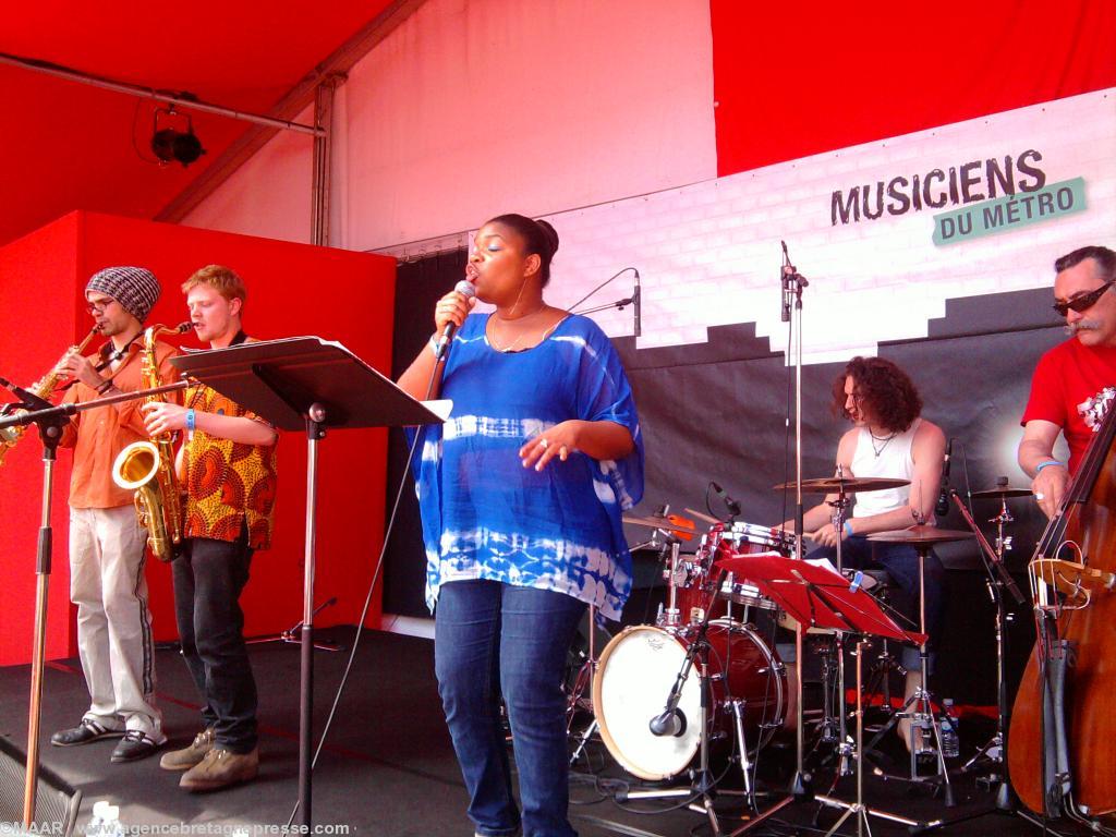 Cuban Obession Marie Laure la chanteuse Cuban Obession Marie Laure la chanteuse