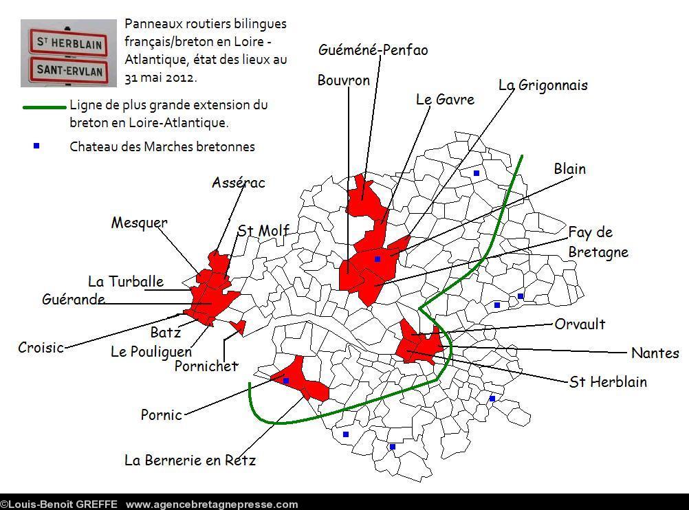 État bilinguisme routier en Loire-
Atlantique fin mai 2012. Infographie ABP. État bilinguisme routier en Loire-
Atlantique fin mai 2012. Infographie ABP.