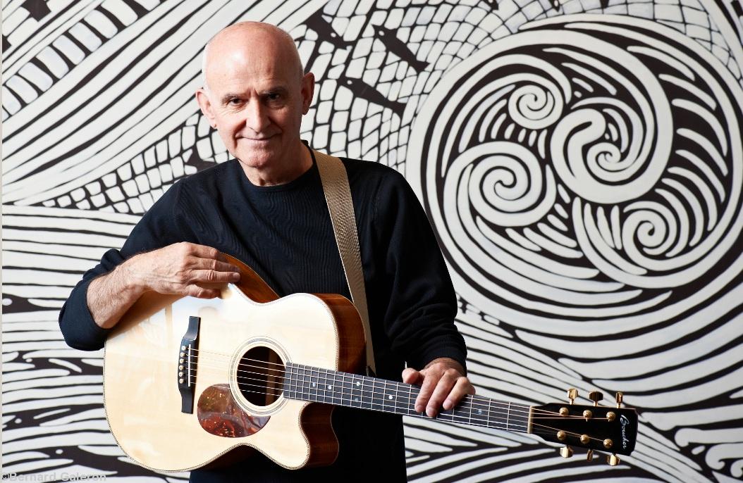 Dan Ar Braz. Photo de presse Bernard Galeron.