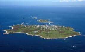 L\'lle Molène (en breton Enez Molenez) au
large de Brest accessible par la
Compagnie Maritime Penn-ar-bed