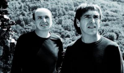 Kann al Loar Landerneau : Le groupe polyphonique corse \"I Muvrini\". Photo du site Kann al Loar.