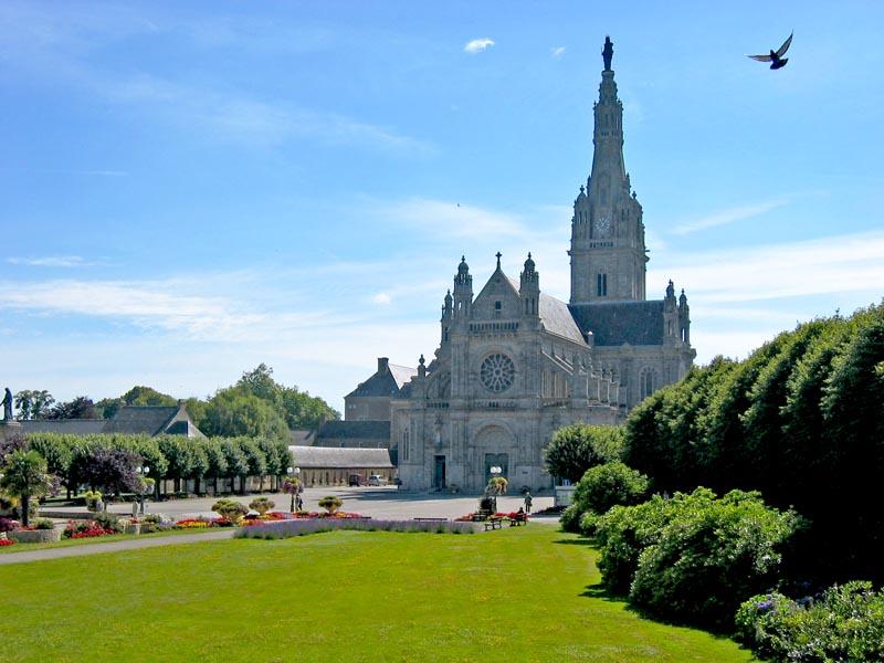 La basilique de Sainte-Anne d'Auray.