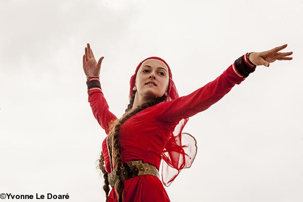La grâce d\'une jeune danseuse georgienne La grâce d\'une jeune danseuse georgienne