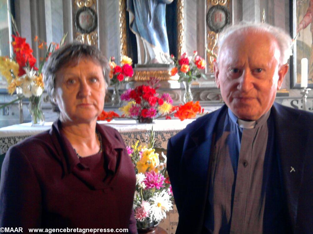 Marie Thérèse de Moncuit l\'actuelle présidente et le Père Le Ny Marie Thérèse de Moncuit l\'actuelle présidente et le Père Le Ny