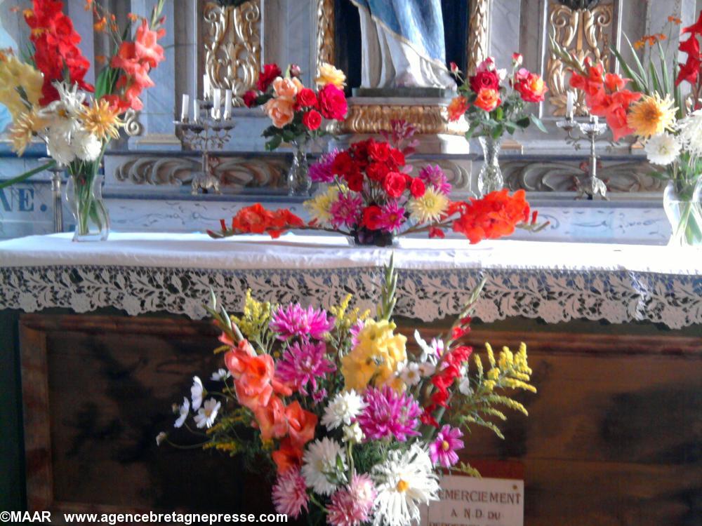 Les fleurs de l\'autel Les fleurs de l\'autel