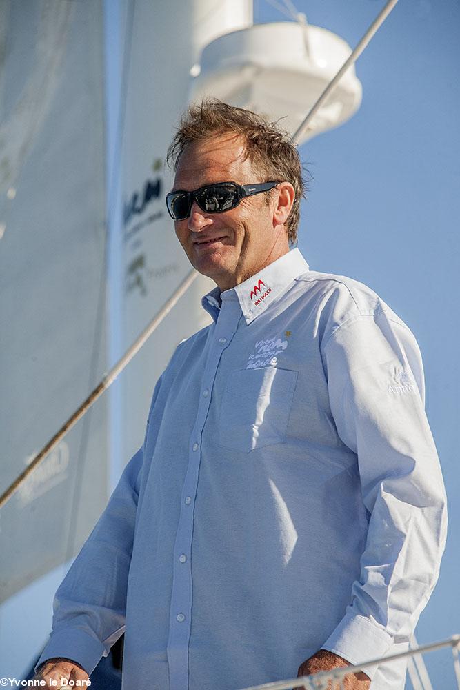 Bertrand sur son bateau Bertrand sur son bateau