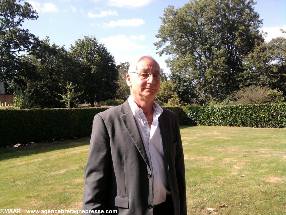 Bernard Lebreton maire de Saint Symphorien Bernard Lebreton maire de Saint Symphorien