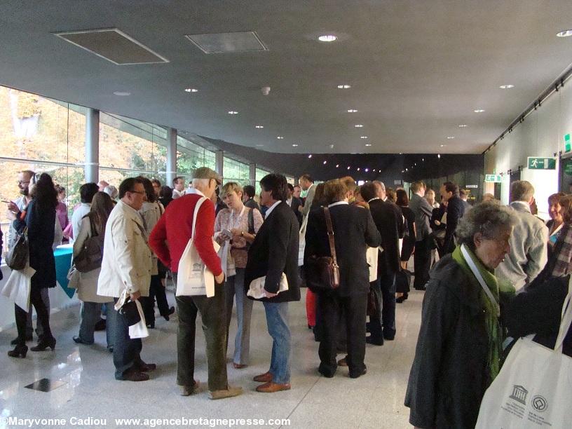 Colloque Mission Val de Loire à Tours. Le café d\'accueil.