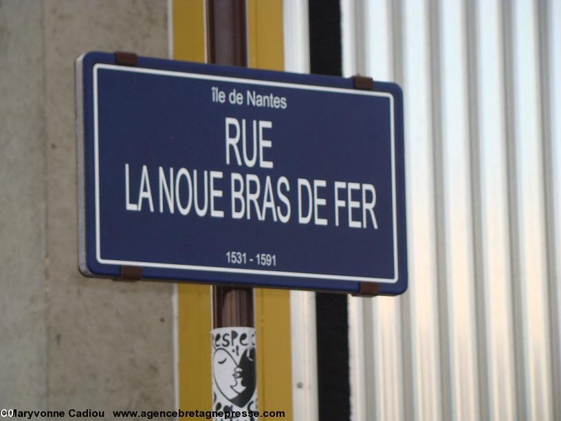 Dans l\'Île de Nantes. Dans l\'Île de Nantes.