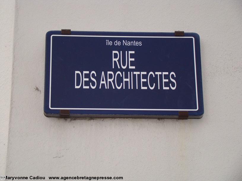 Dans l\'Île de Nantes. Dans l\'Île de Nantes.