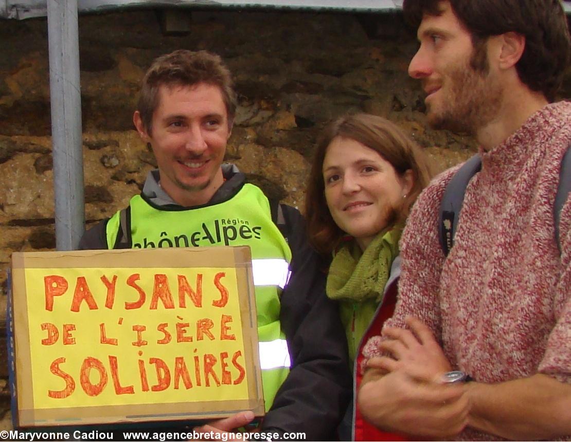 Notre-Dame des Landes 17 nov. 2012. Les solidaires de l'Isère. Notre-Dame des Landes 17 nov. 2012. Les solidaires de l'Isère.