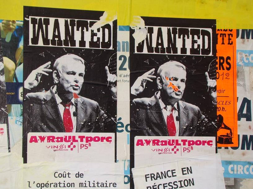 Notre-Dame des Landes 17 nov. 2012. Gros plan sur Jean-Marc Ayrault Wanted. Notre-Dame des Landes 17 nov. 2012. Gros plan sur Jean-Marc Ayrault Wanted.