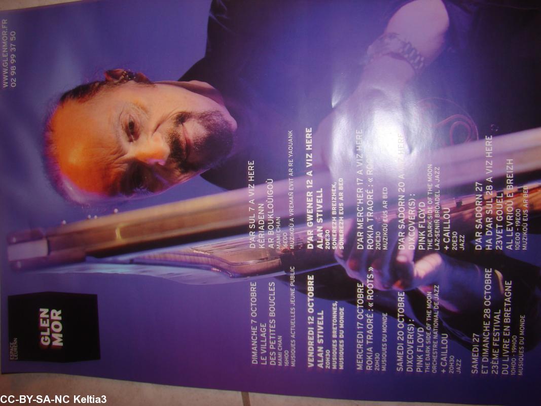 Affiche du centre Glenmor-Carhaix- concert du 12
octobre 2012