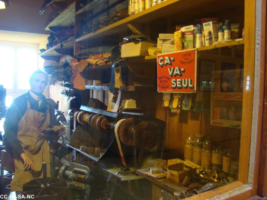 Vieux Métier (coordonnier) Vieux Métier (coordonnier)