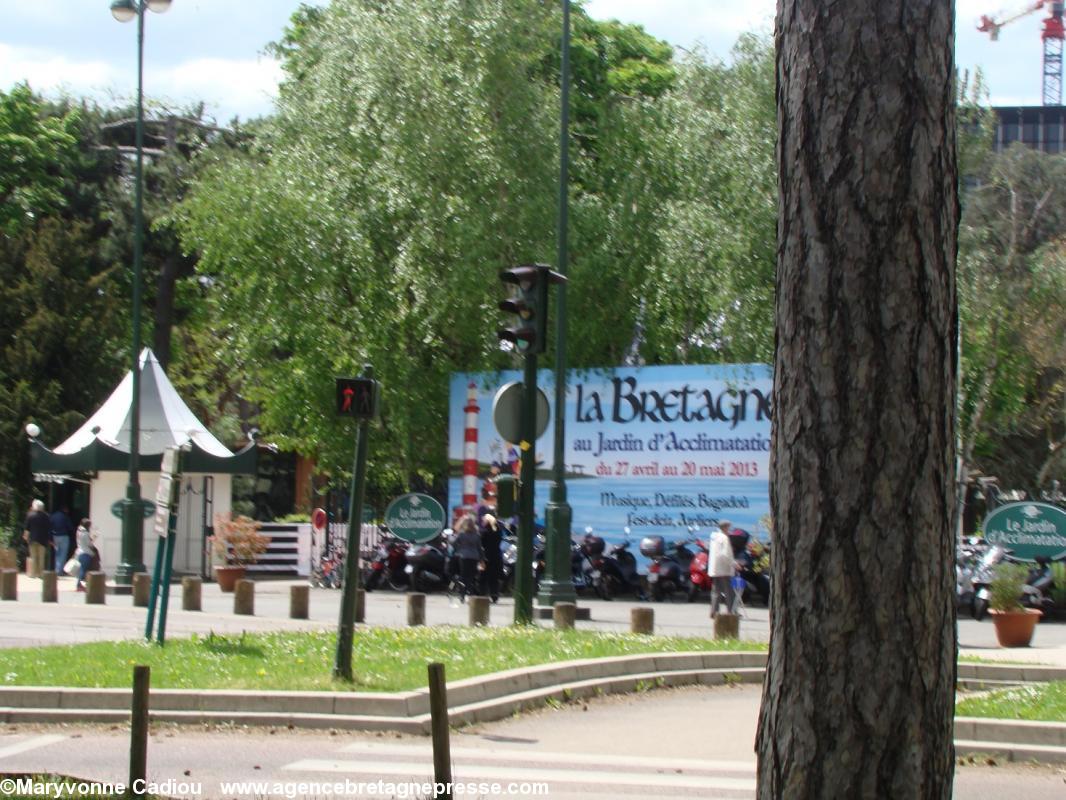 En arrivant par le petit train. En arrivant par le petit train.