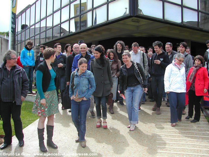 participants à la sortie de l\'hôtel du département après la réunion du SOLIMA 29