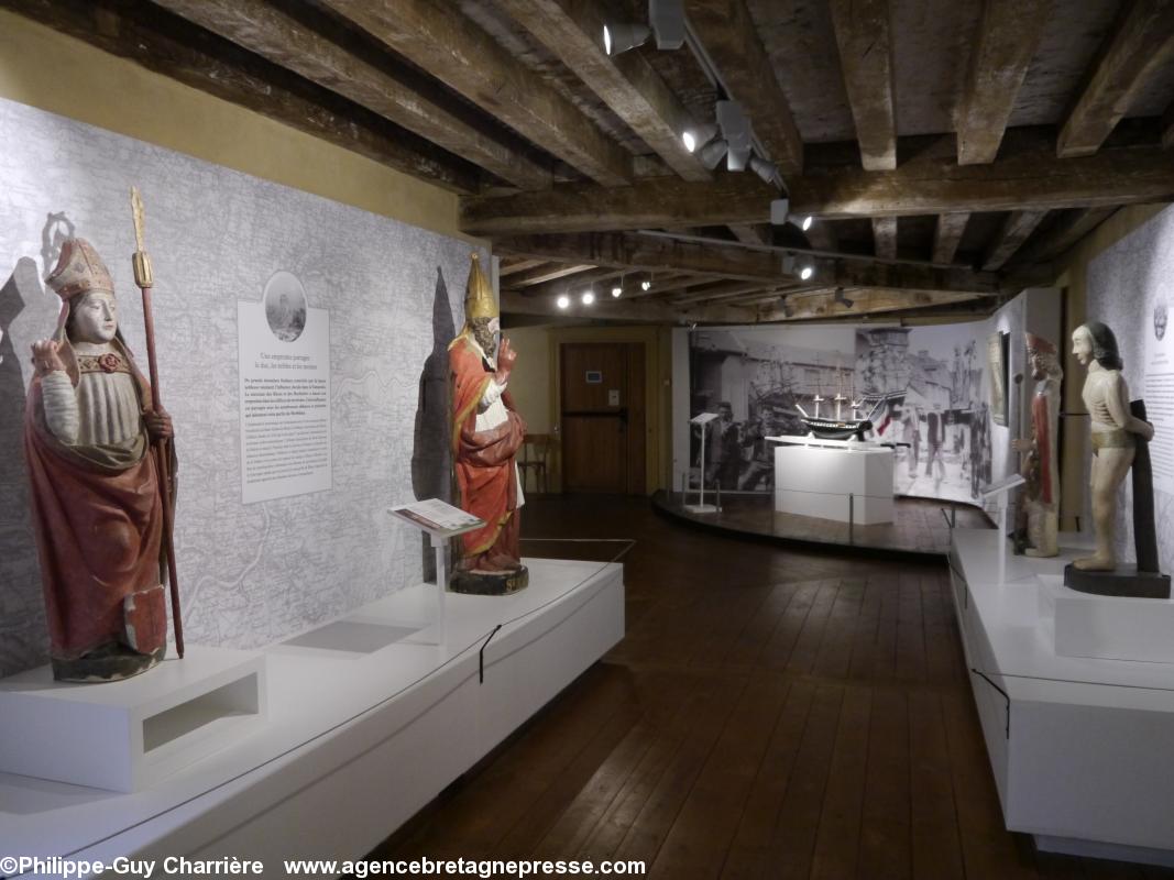 Une exposition dans un cadre historique prestigieux Une exposition dans un cadre historique prestigieux