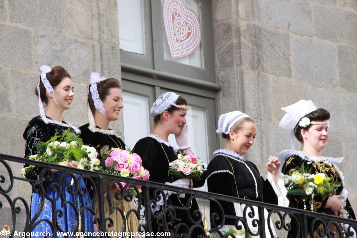Une larme éteignit le rayon de ses yeux (Tristan et Iseult).