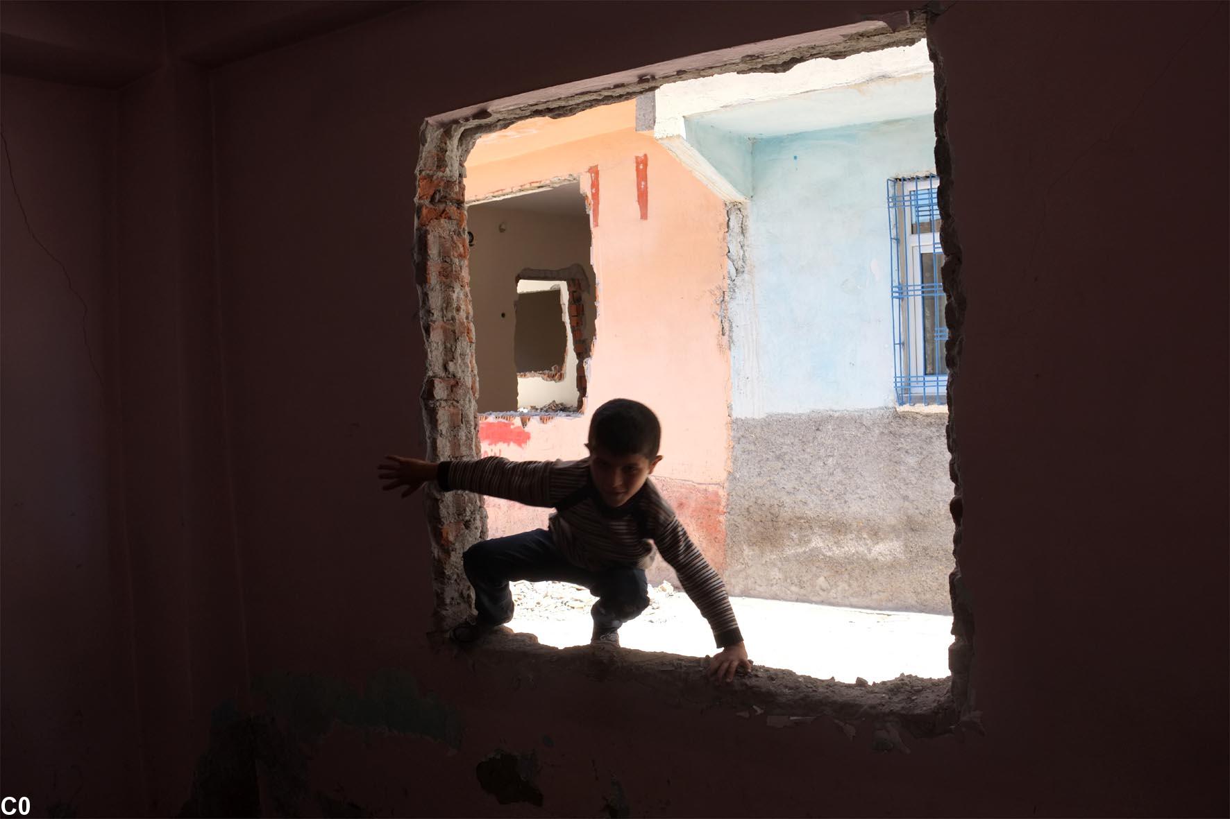 Lutter contre la pauvreté et pour la paix