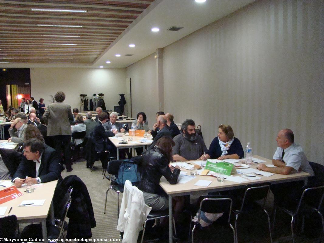 Bretagne 2030 Paris. Éric Citharel président de la Mission bretonne et Françoise Le Goaziou vice-présidente. Bretagne 2030 Paris. Éric Citharel président de la Mission bretonne et Françoise Le Goaziou vice-présidente.