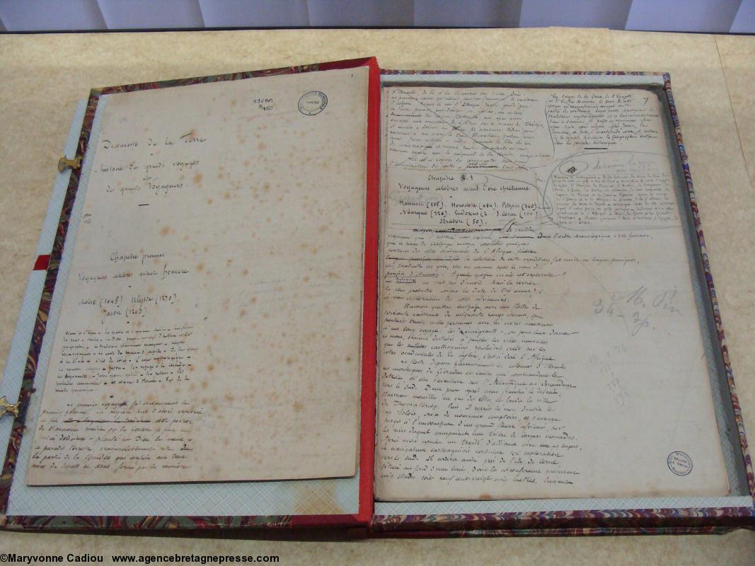 Manuscrit inédit de Jules Verne de 1869. Publié dans <i>Planète Jules Verne</i> n° 2. Manuscrit inédit de Jules Verne de 1869. Publié dans <i>Planète Jules Verne</i> n° 2.