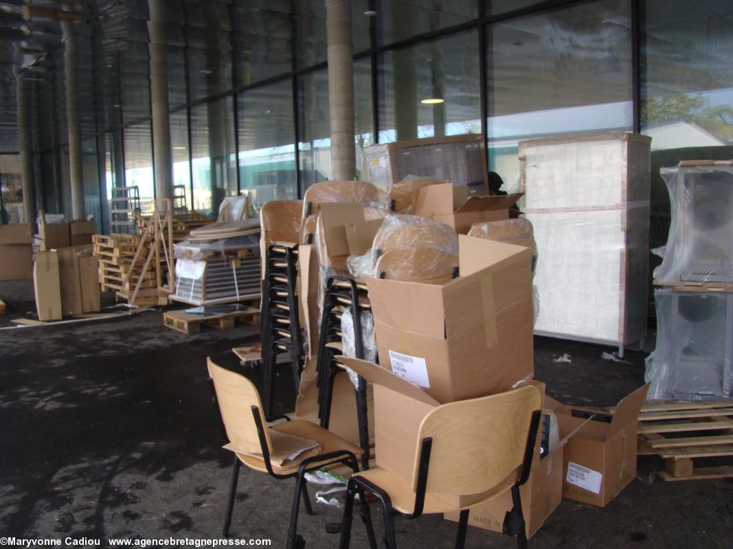 Collège Anne de Bretagne. Saint-Herblain. Façade nord. Collège Anne de Bretagne. Saint-Herblain. Façade nord.