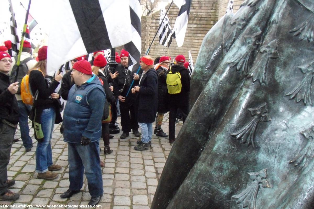 La Duchesse herminée (sculpture Jean Freour 2002). La Duchesse herminée (sculpture Jean Freour 2002).