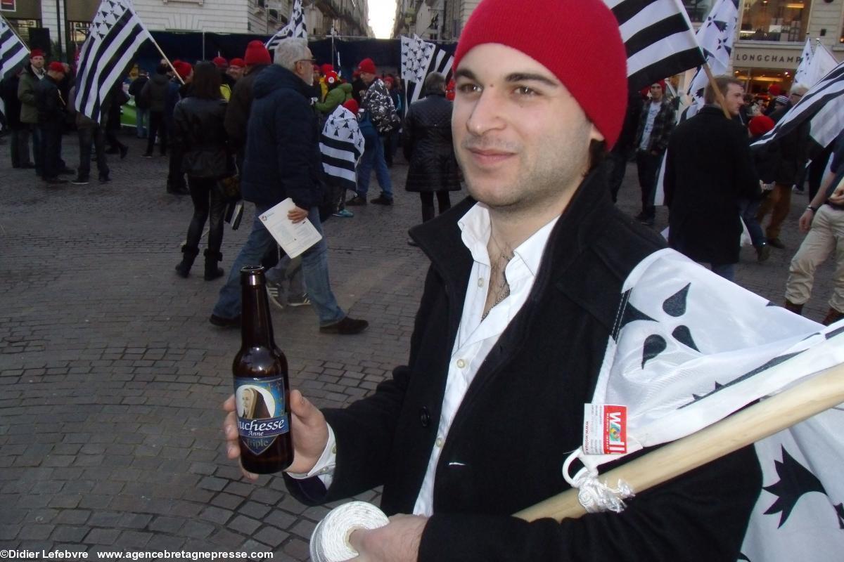 Duchesse Anne est une bière de la brasserie Lancelot, en Morbihan. Ici avec sa nouvelle étiquette en forme d'écu. Duchesse Anne est une bière de la brasserie Lancelot, en Morbihan. Ici avec sa nouvelle étiquette en forme d'écu.