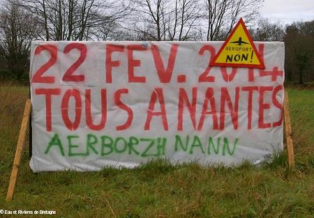 Appel à la manifestation de Nantes le 22 février par <i>Eau et Rivières de Bretagne</i>.