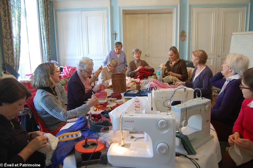 C'est la ruche dans l'atelier d'“Éveil et Patrimoine” 5 rue Voltaire à Nantes. C'est la ruche dans l'atelier d'“Éveil et Patrimoine” 5 rue Voltaire à Nantes.