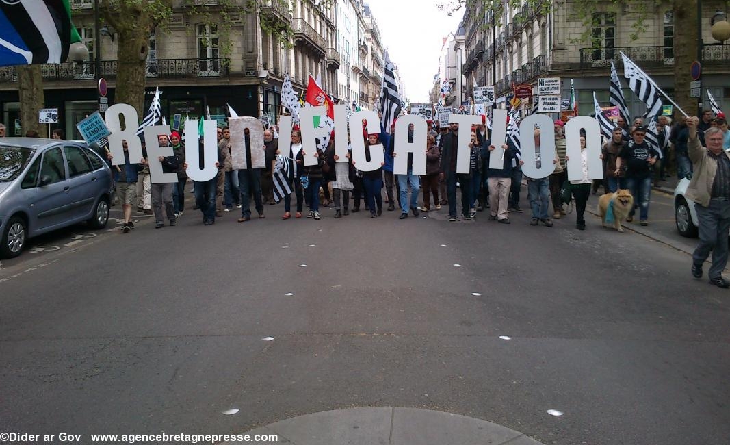 Tête de manifestions Nantes 19/04/14 Tête de manifestions Nantes 19/04/14