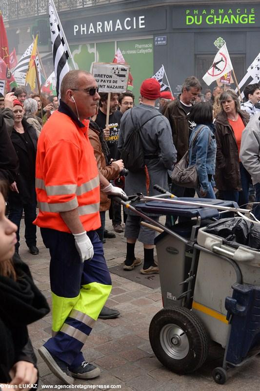 Nantes, 19 avril 2014, manifestation. Scène de rue.