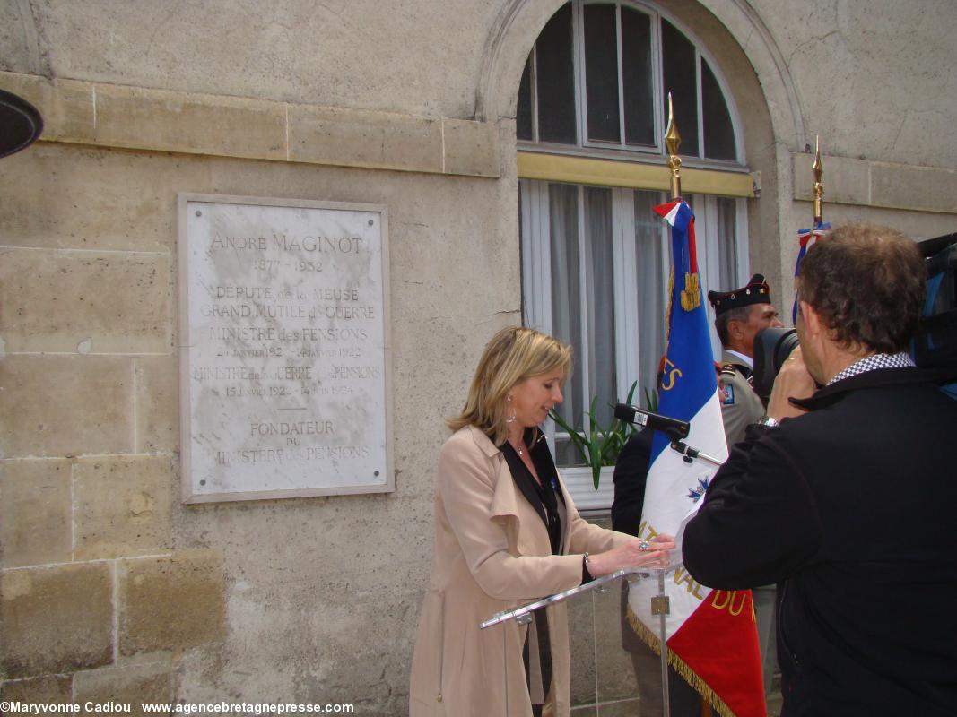 Au plus près... Au plus près...