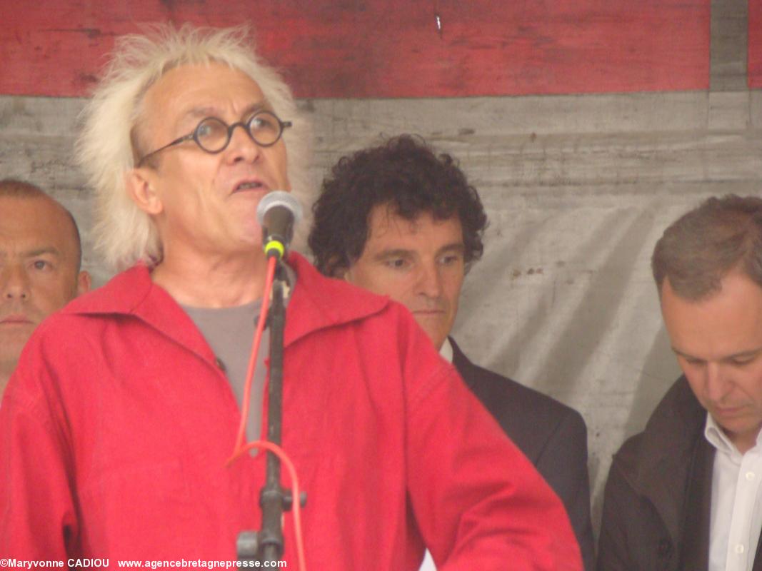 Nantes - manifestation pour la réunification - 28 juin 2014. Convaincant et convaincu, Jean-Louis Jossic Nantes - manifestation pour la réunification - 28 juin 2014. Convaincant et convaincu, Jean-Louis Jossic
